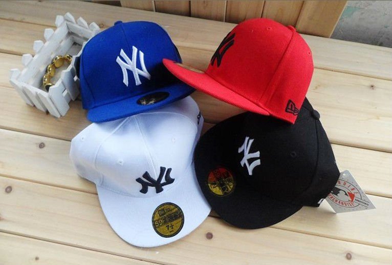 NY Cap_red,blue,black,white 01