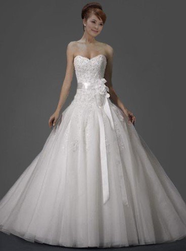 A-line Backless Off-the-shoulder Tulle Ribbons Bride Dresses