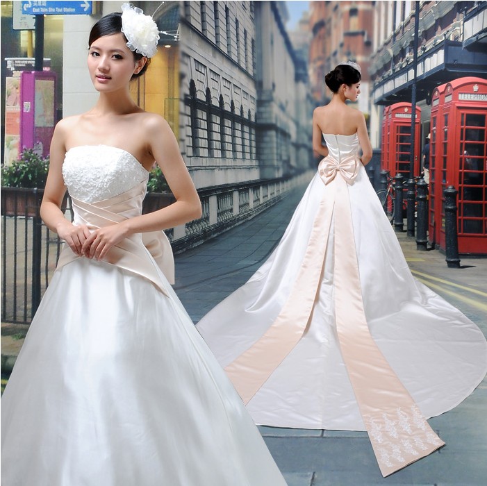 Elegant Ball Gown Strapless Satin Off Shoulder Bride Dresses