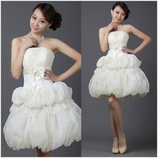Short Backless Button Decoration Sexy Modern Style Wedding Dress