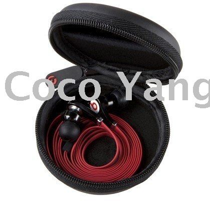 Black New Design In-ear Headphone For Any Setting  Black New Design In-ear Headphone For Any Setting
