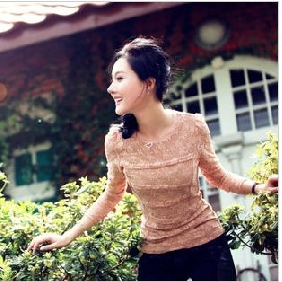 Korean Style Women's Lace Jacquard Render T-shirt  Korean Style Women's Lace Jacquard Render T-shirt