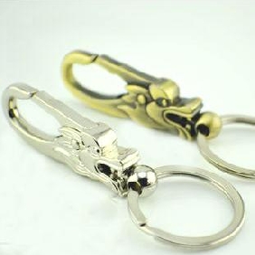 Men's Creative Dragon Head Design Carabiner Keychain