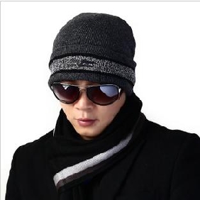 Men's Warm Winter Turning Edge Letter Design Thicken Knitted Cap