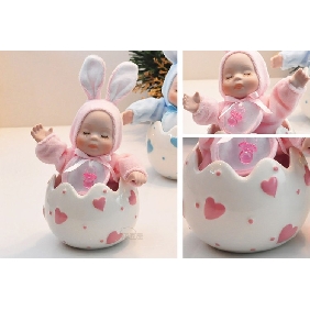 Brand New Romantic Love Ceramics Doll Music Box