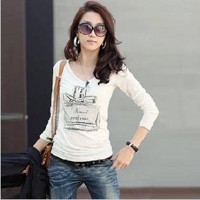 Fashional Simple V-neck Set With Diamonds Perfume Bottles Pattern Long Sleeve T-shirt  Fashional Simple V-neck Set With Diamonds Perfume Bottles Pattern Long Sleeve T-shirt